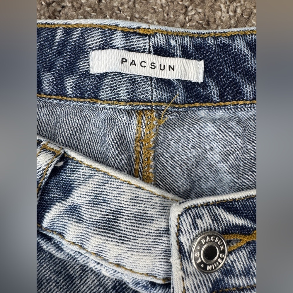 PacSun Light Wash High Rise Festival Jean Shorts - Picture 5 of 9